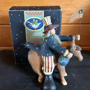 Williraye Studio Patriotic 🇺🇸 Figurine